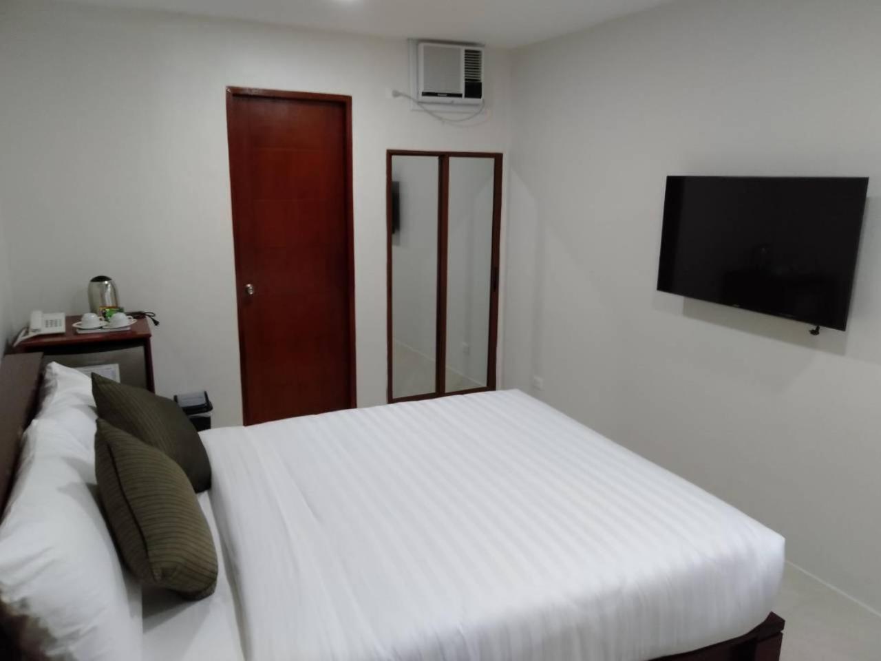 Nirvana Resort פוארטו גאלרה מראה חיצוני תמונה