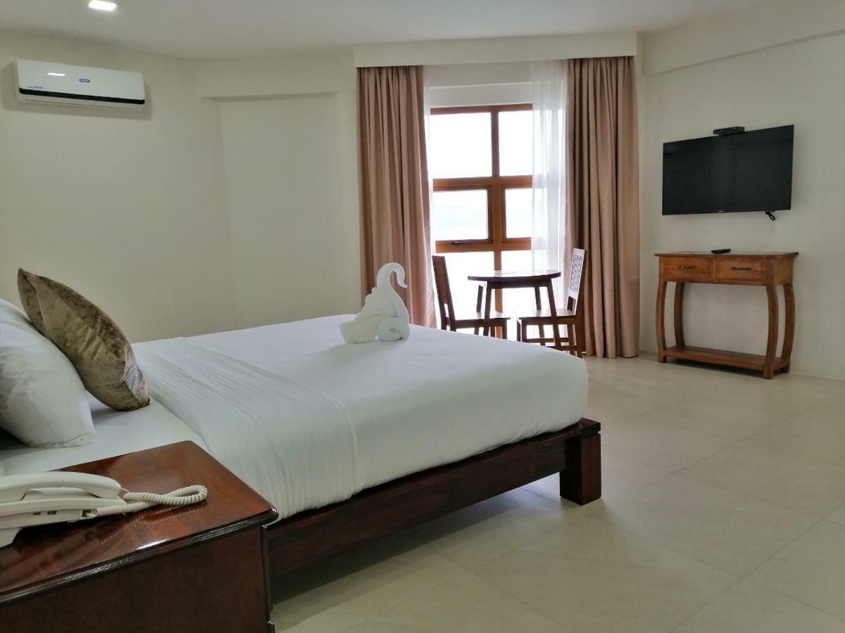 Nirvana Resort פוארטו גאלרה מראה חיצוני תמונה