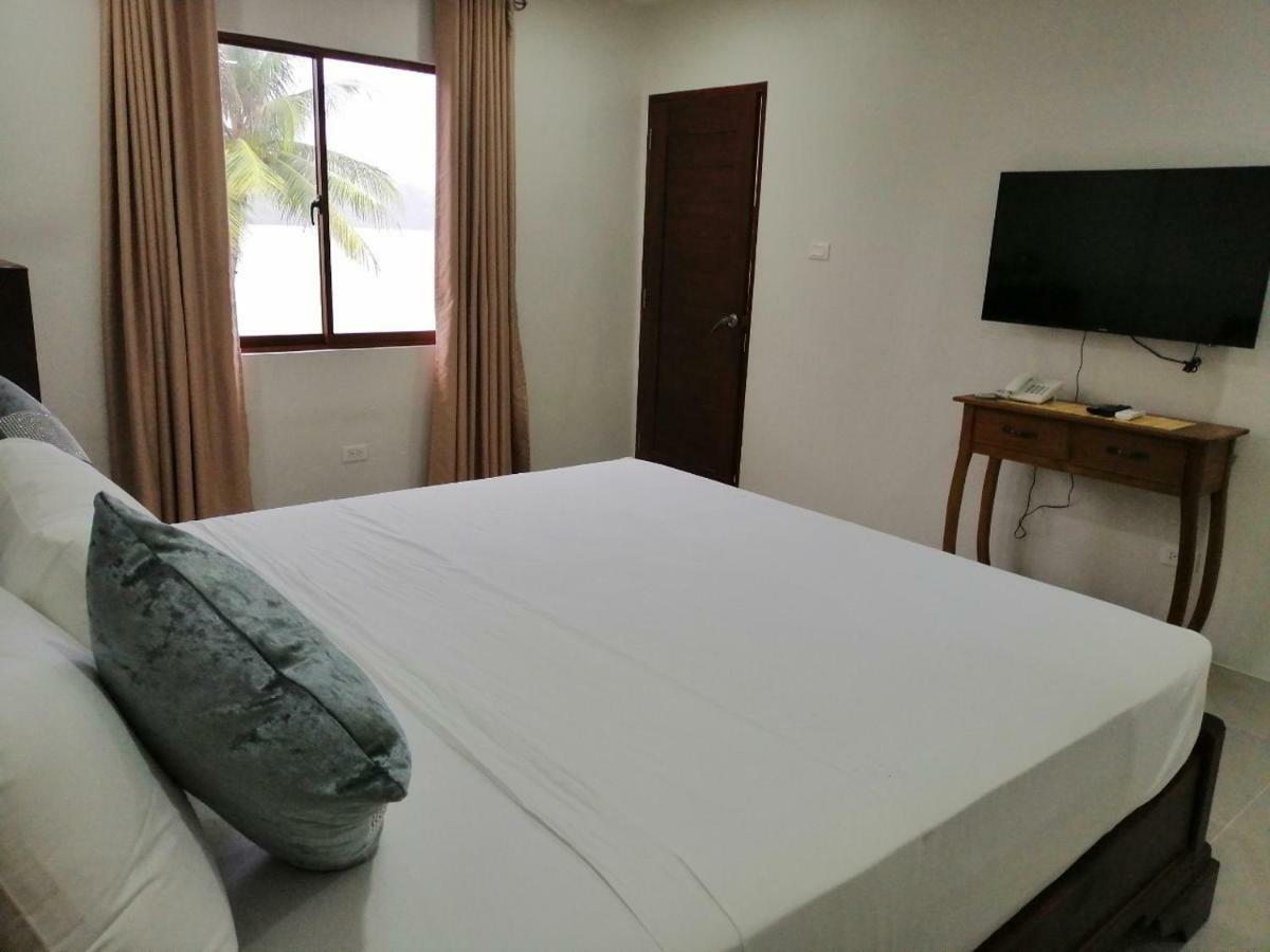 Nirvana Resort פוארטו גאלרה מראה חיצוני תמונה
